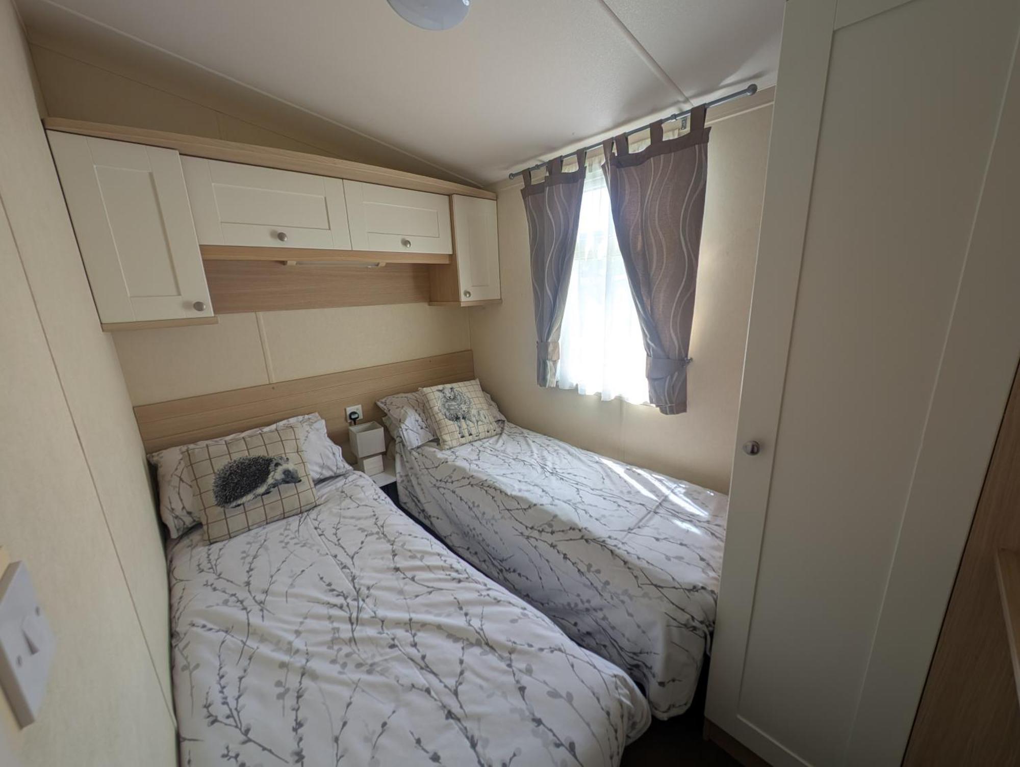 Red Squirrel Holiday Home In The Countryside, 10 Mins To Lligwy Beach Llandyfrydog Kültér fotó